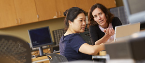 Dr. Taly Gilat-Schmidt working with student in the Medical Imaging Systems Laboratory.