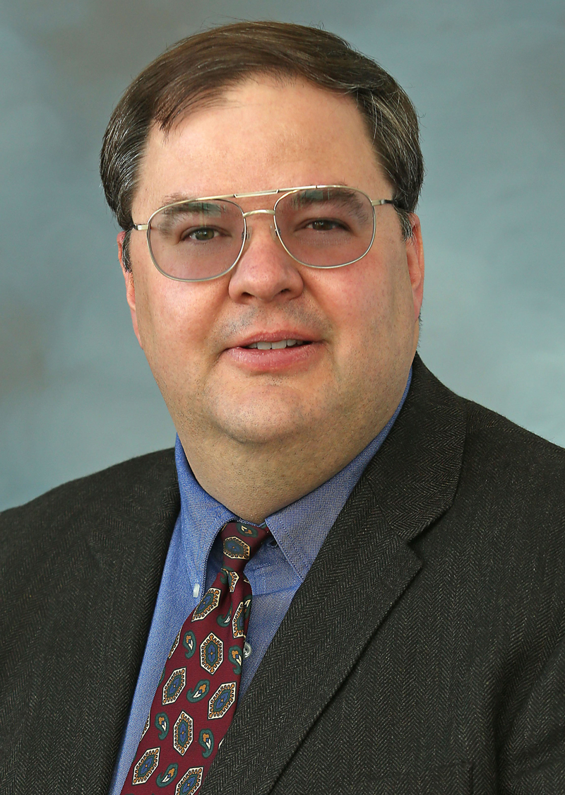 Headshot of Dr. Jeffrey Toth